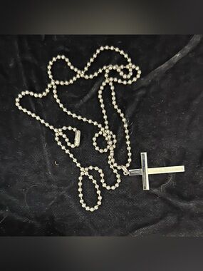 ✝️Silver tone Ball Chain Cross Necklace